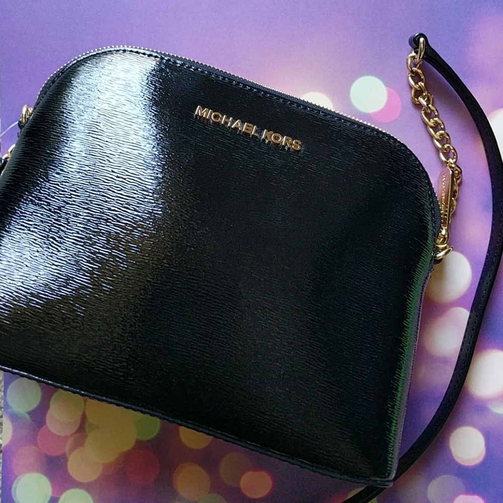 Michael Kors "Cindy" LG Dome Crossbody